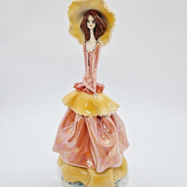 Lady with crossed palms