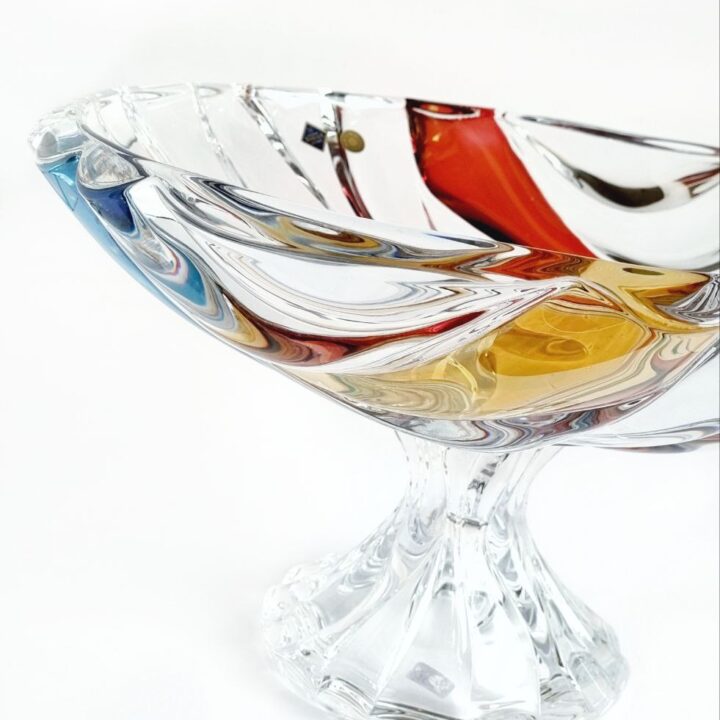 Crystal bowl on foot bamboo