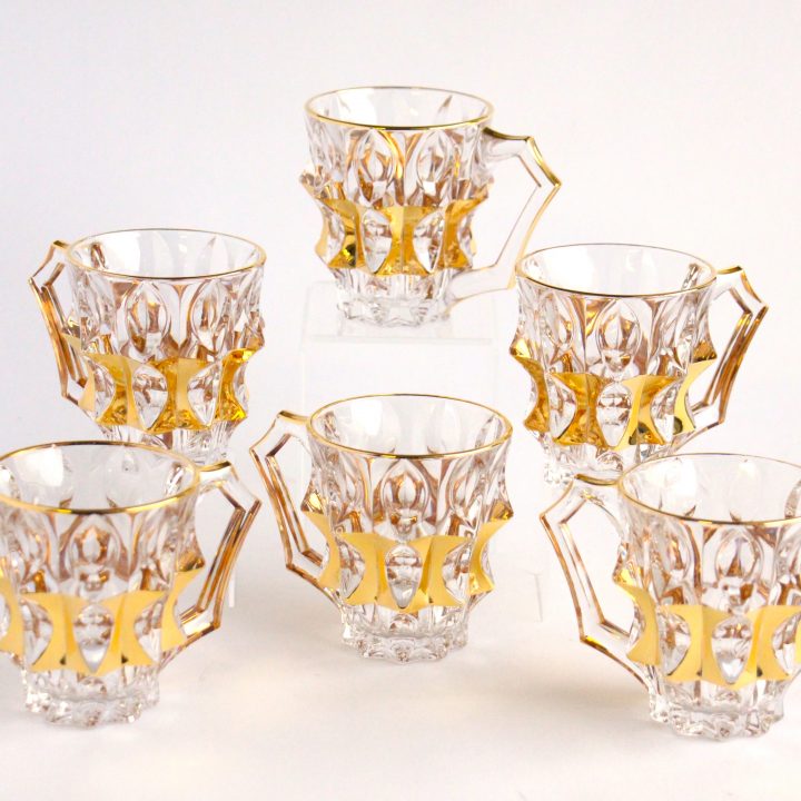 Crystal tea cup set