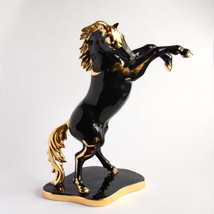 Porcelain Rampant horse